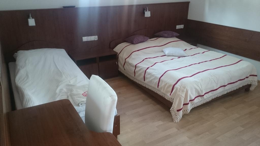 Apartamenty Pod Klonami Kisewo Leczyce Zewnętrze zdjęcie